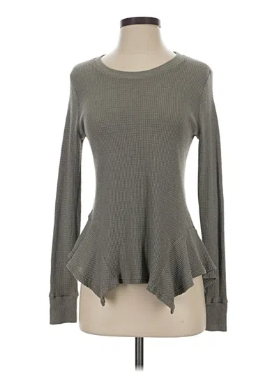 Pre-owned T.la Long Sleeve Top Gray Keyhole Neckline Tops