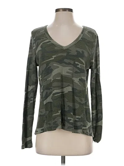 Pre-owned T.la Long Sleeve T-shirt In Green