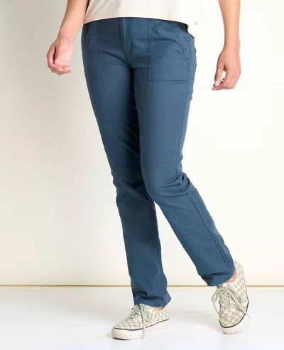 Toad And Co Earthworks Pant In Midnight In Blue