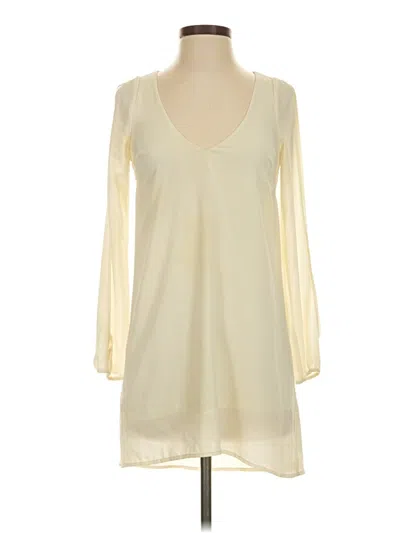 Pre-owned Tobi Casual Dress In Ivory