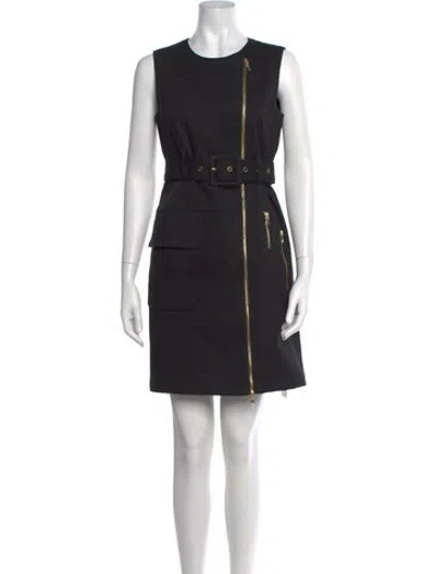 Pre-owned Toccin Crew Neck Knee-length Dress In Black