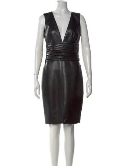 Pre-owned Toccin V-neck Knee-length Dress In Black