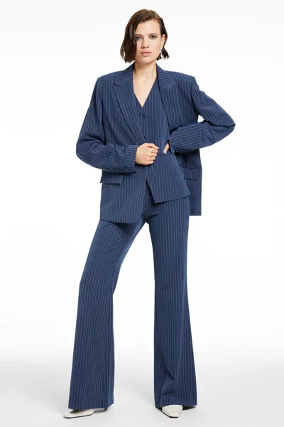 Toccin Willa Boyfriend Blazer In Blue