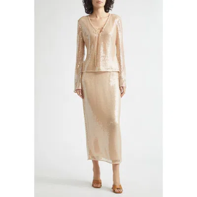 Toccin Zuri V-neck Flared Sleeve Top In Neutral