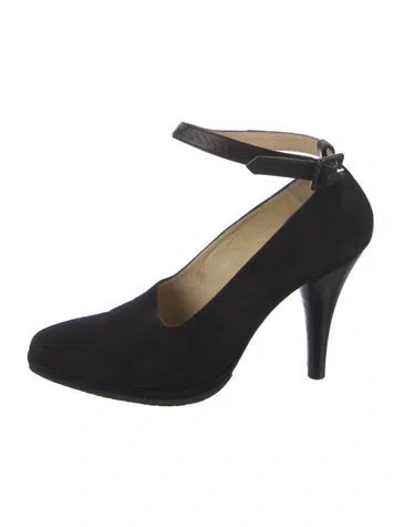 Pre-owned Todd Oldham Suede Pumps In Black