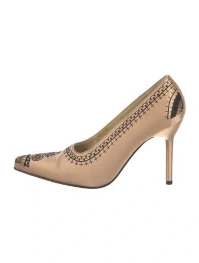 Pre-owned Todd Oldham Vintage Satin Pumps In Neutral