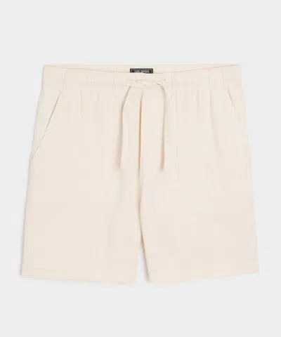 Todd Snyder 7" Textured Cotton Beach Short In Neutral