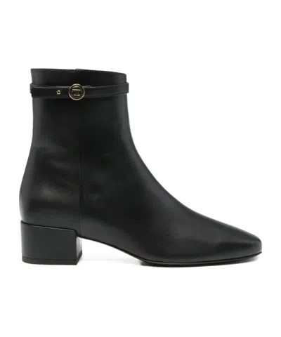 Tod's 40mm Logo-detail Boots In Black