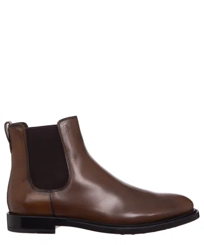 Tod's Ankle Boots In Brown