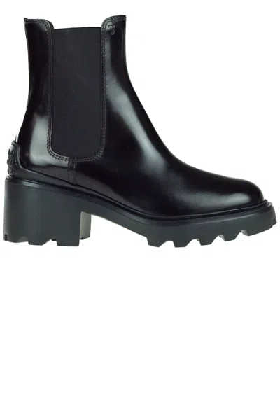Tod's Beatles Ankle Boots In Black