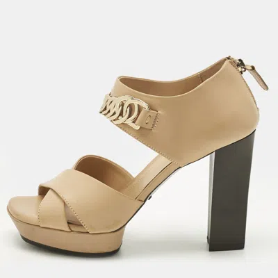 Pre-owned Tod's Beige Leather Chainlink Sandals Size 36.5