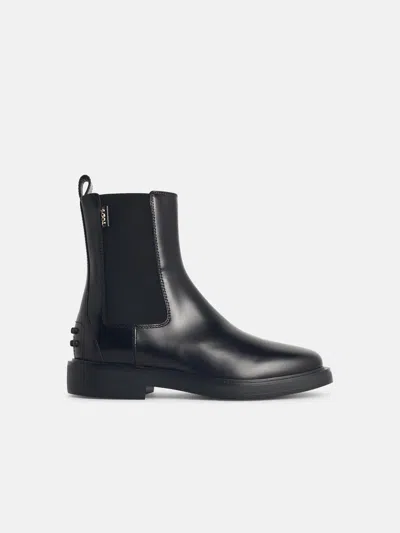 Tod's Gommino-detail Round-toe Chelsea Boots In Black