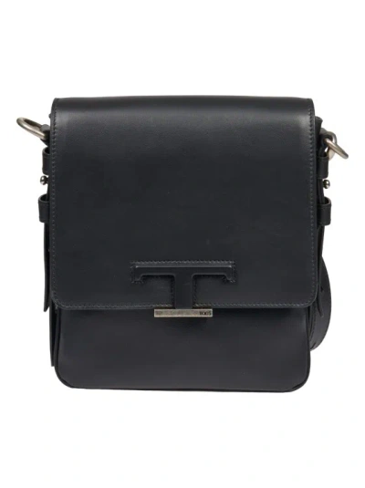 Tod's T-buckle Leather Messenger Bag In Black