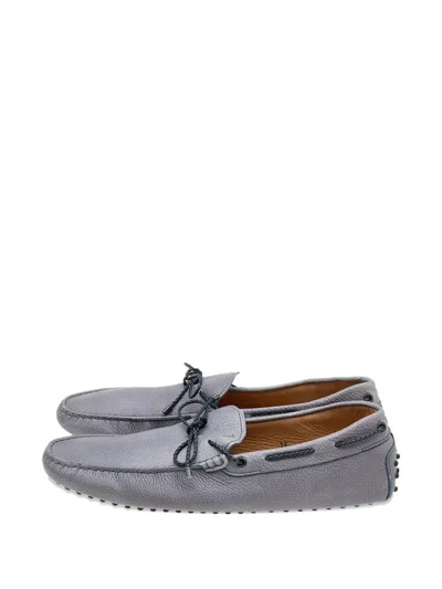Pre-owned Tod's Braided-bow Loafers In Gray