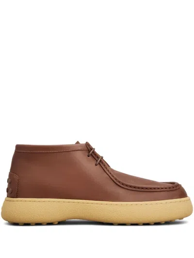 Tod's Burlotto Gommino Boots In Brown