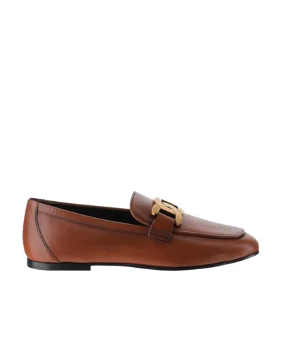 Tod's Logo-engraved Leather Loafers In Brown