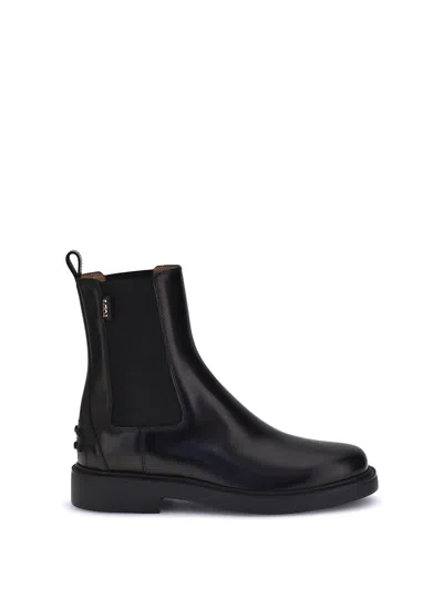 Tod's Chelsea Boots In Black