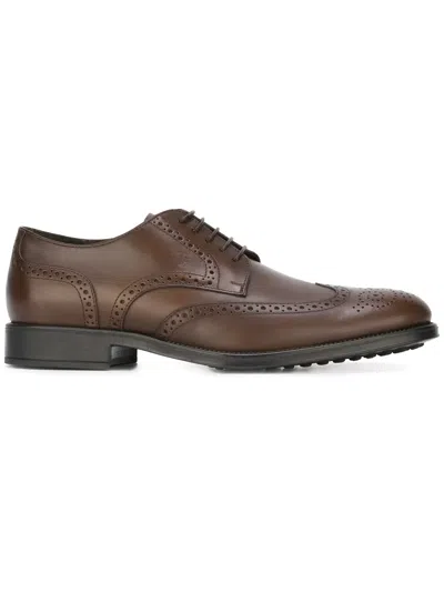 Tod's Classic Brogues In Brown