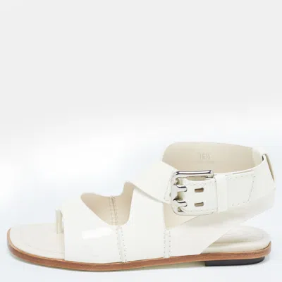 Pre-owned Tod's Cream Patent Leather Cross Strap Flat Sandals Size 36.5