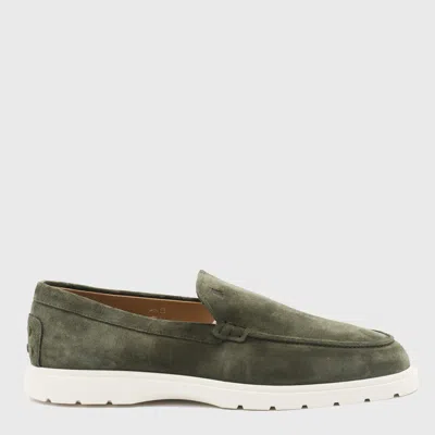 Tod's Loafer Aus Wildleder In Green