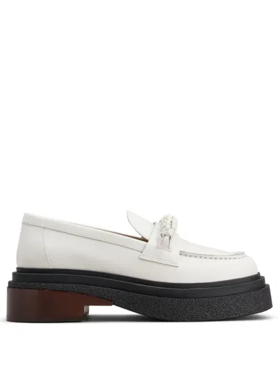 Tod's Decorative-stitching Leather Loafers In B015