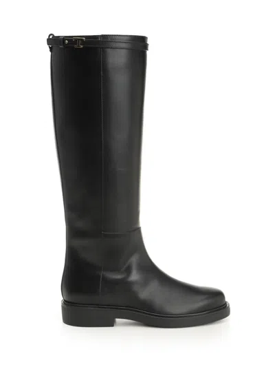 Tod's High Leg Boots T. 020 In Black