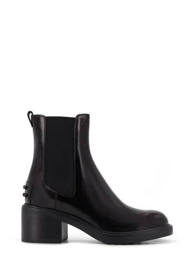 Tod's Gomma T60 Leather Ankle Boots In Black