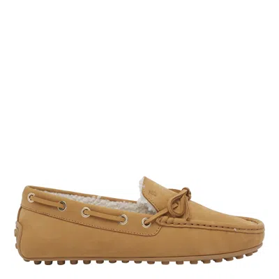 Tod's Gommino City Loafers In Brown