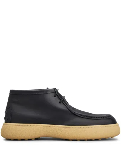 Tod's Gommino Leather Ankle Boots In Black