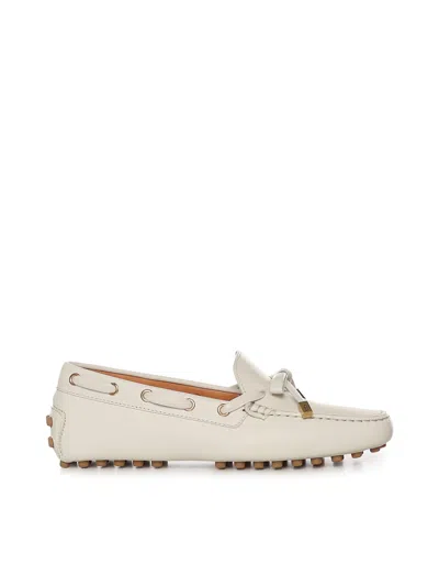 Tod's Gommino Leather Loafer In Neutral