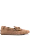 Tod's Bisquit Leather Moccasin With Rubber Sole In 褐色