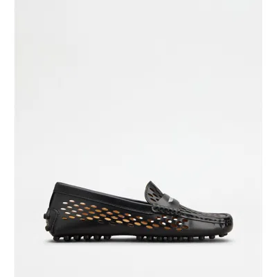 TOD'S GOMMINO LOAFERS IN LEATHER