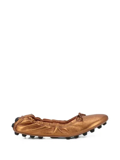 Tod's Gommino Metallic-effect Leather Ballet Flats In Brown