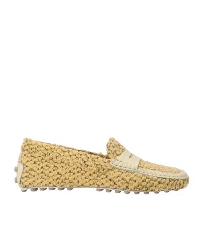 Tod's Gommino Mokasin Shoes In Nude