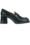 Tod's Heeled Mocassins In Black