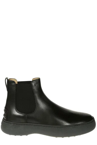 Tod's High-ankle Chelsea Boots In Nero