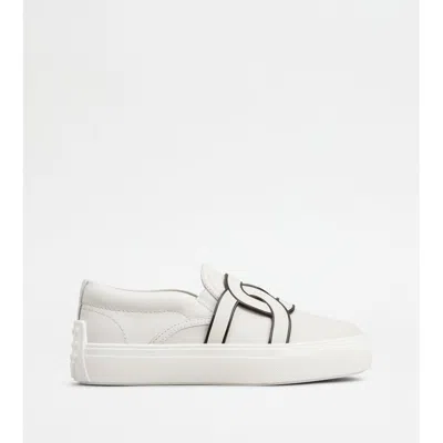 Tod's Kate Slip-ons In Leather