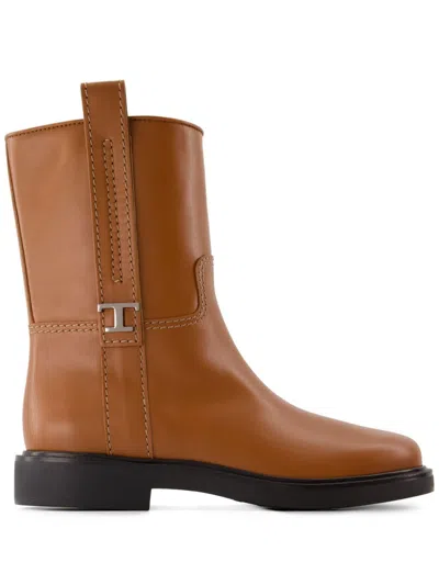 TOD'S LEATHER ANKLE BOOTS