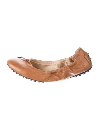 Pre-owned Tod's Leather Ballet Flats In Brown