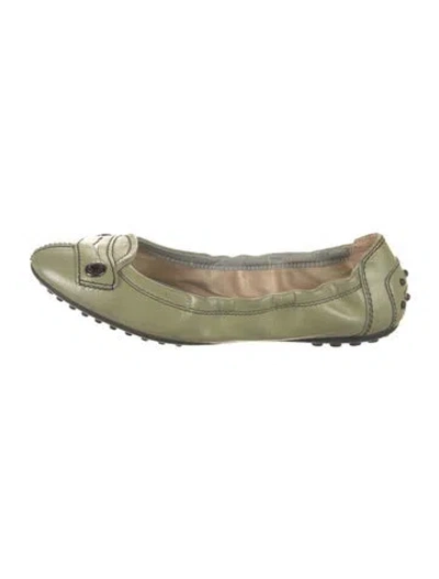 Pre-owned Tod's Leather Ballet Flats In Green