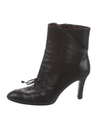Pre-owned Tod's Leather Boots In Black