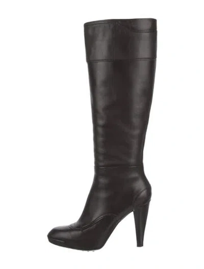 Pre-owned Tod's Leather Boots In Black
