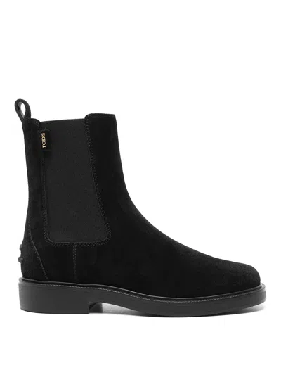 Tod's Leather Boots In Black