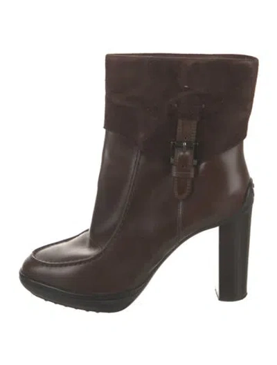 Pre-owned Tod's Leather Boots In Brown