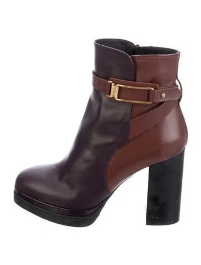 Pre-owned Tod's Leather Boots In Red