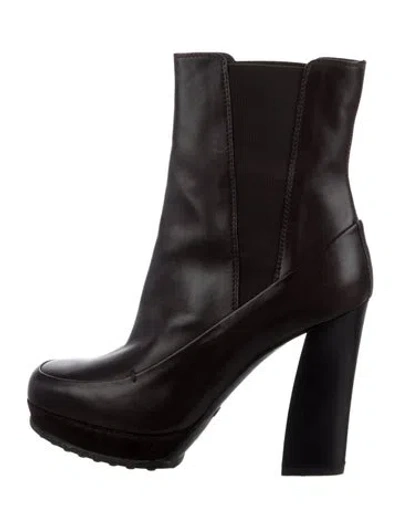 Pre-owned Tod's Leather Chelsea Boots In Black