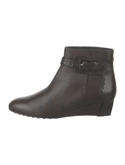 Pre-owned Tod's Leather Chelsea Boots In Brown