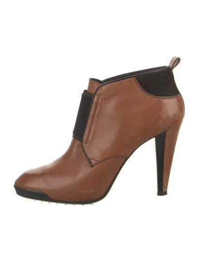 Pre-owned Tod's Leather Chelsea Boots In Brown