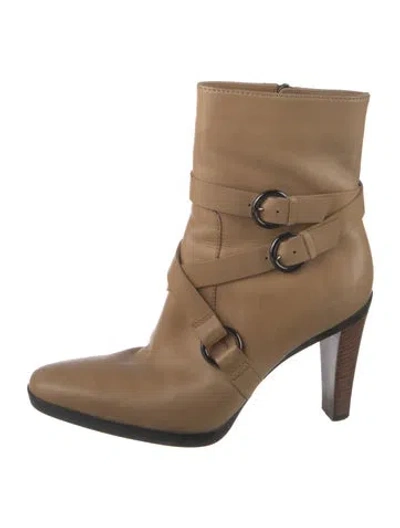 Pre-owned Tod's Leather Chelsea Boots In Neutral