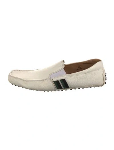 Pre-owned Tod's Leather Drivers In Neutral